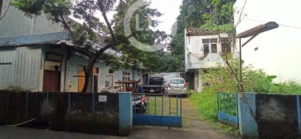 Tanah dan Bangunan di Makasar Jakarta Timur 