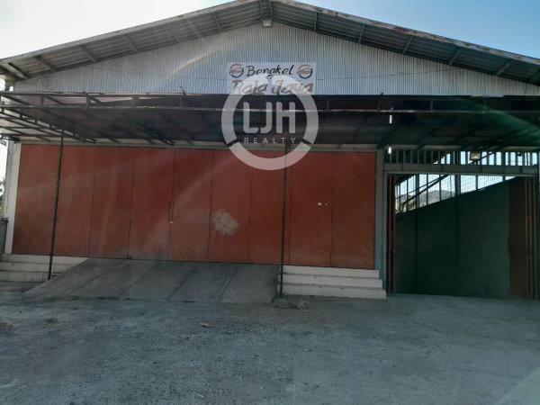 Warehouse for sale at Komodo, Manggarai Barat, strategic location well maintained, suitable for bussiness