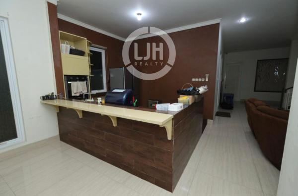 Rumah Siap Huni Di The Green Cluster Manhattan, BSD
