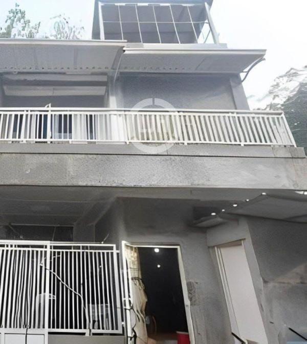 Di Jual Rumah di Grand Galaxy bekasi kota (D0277)