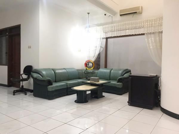 Rumah di Pekunden Timur Semarang