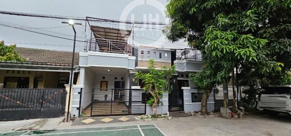 Jual Cepat Rumah Mewah 2 lantai di Pesona anggrek bekasi (D0303)