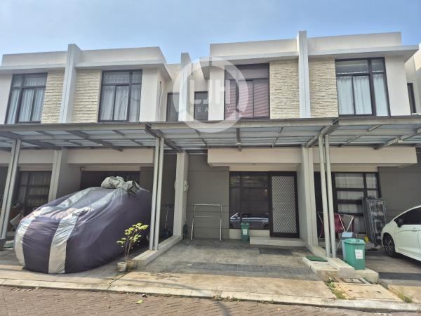 Rumah Lokasi Hadap Taman di Summerwood Sedayu City, Kelapa Gading, Jakarta Utara