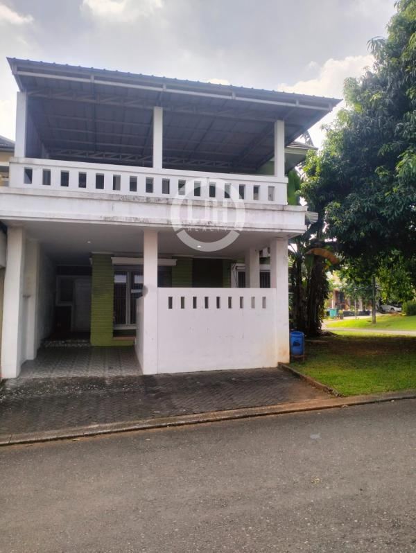 Disewakan Rumah Lokasi Strategis di Kota Wisata Cibubur