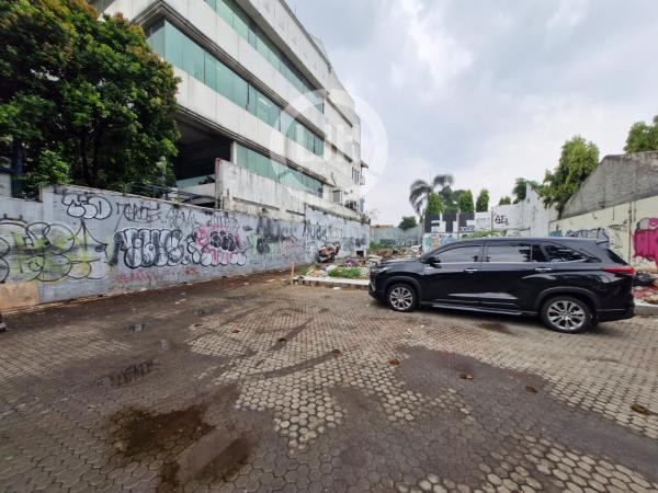 Kavling Disewakan Lokasi Strategis di Mampang Prapatan, Jakarta Selatan