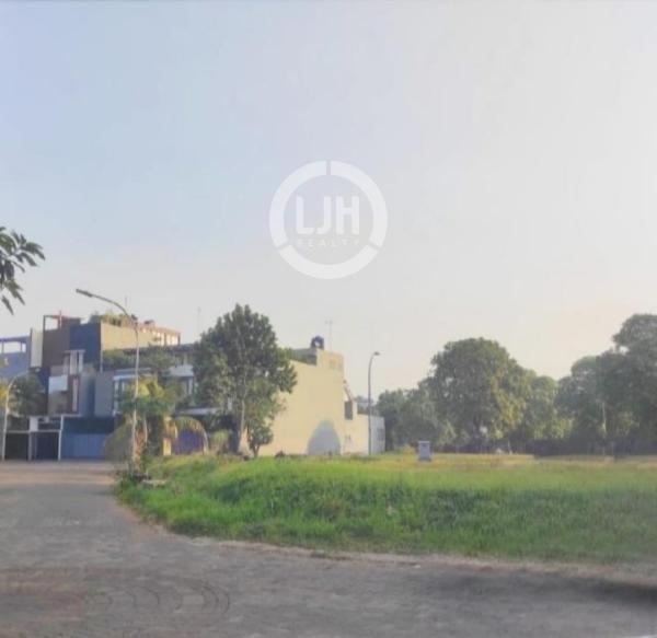 Kavling Posisi Hook Di Metland Puri, Jakarta Barat