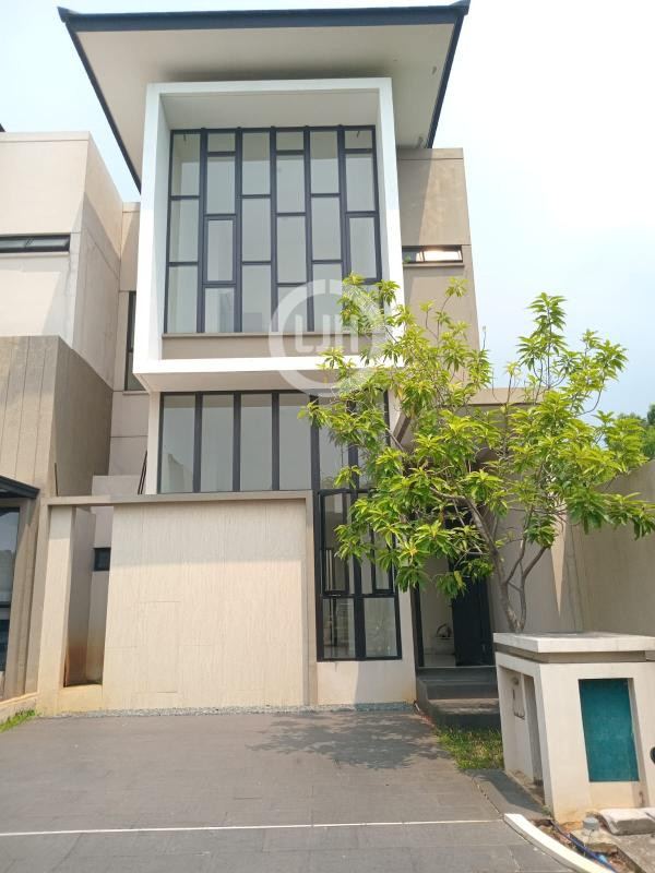 Rumah 4 Lantai di JGC Cluster Matana, Cakung, Jakarta Timur