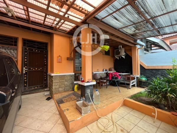 Rumah Cantik Semi Furnish di BSD Griya Loka Siap Huni