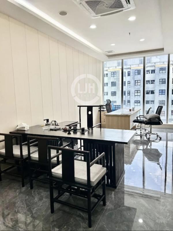 Disewakan Office Space di Landmark Pluit, Jakarta Utara