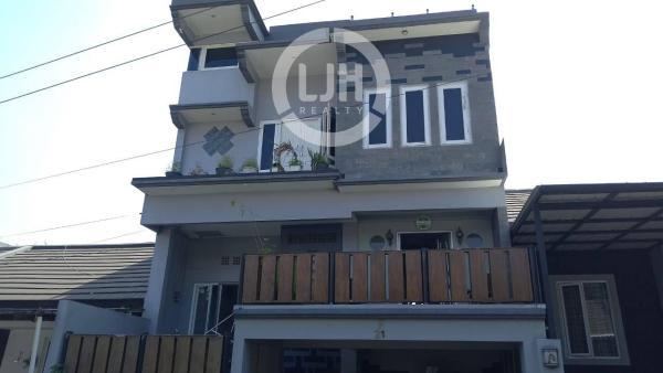 Dijual Cepat Rumah di Bumi Parahyangan Cimahi Selatan Siap Huni  Lokasi strategis