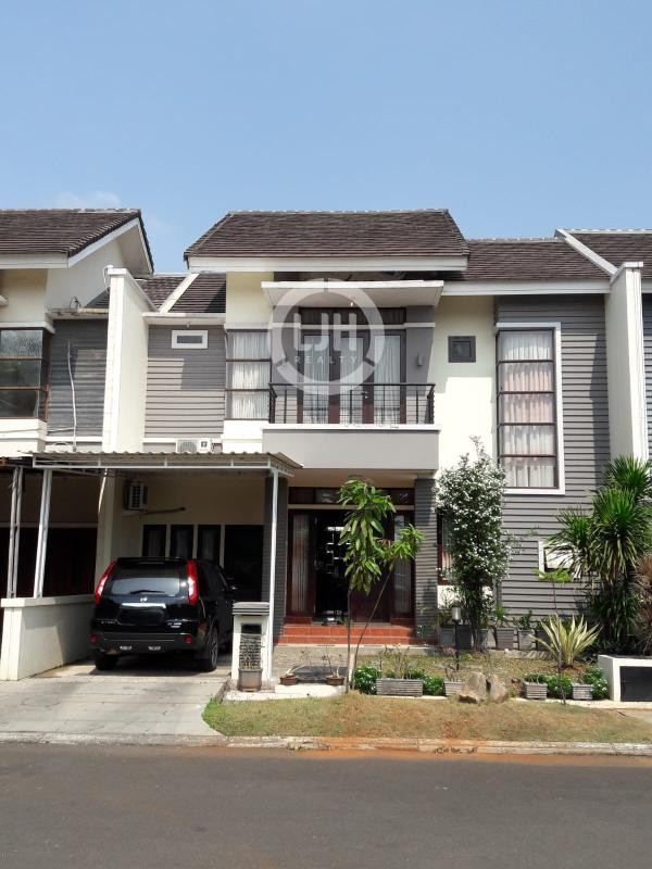 Rumah Lokasi Strategis di Cluster Heliconia Harapan Indah, Bekasi, Jawa Barat