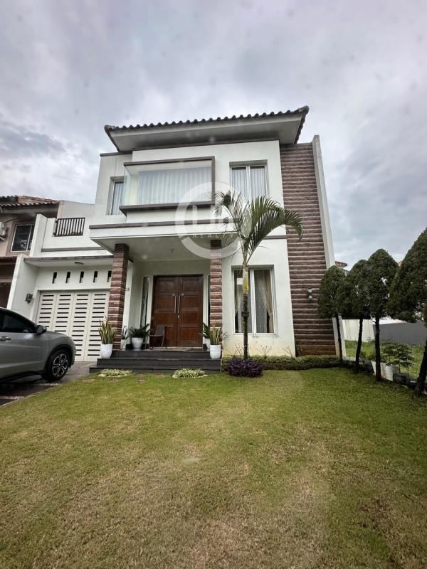 Rumah Siap Huni Di Taman Beverly Golf, Karawaci