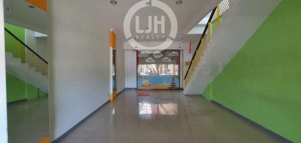 For Sale! Shophouse at Istana Kuta Galeria, Strategic Location, Surrounded by Business, Hotel, and Restaurant