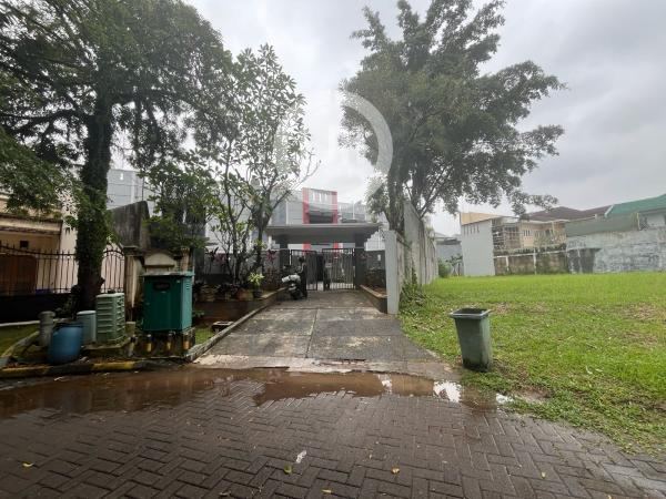 Rumah Kost 32 Kamar di Puspitaloka BSD City