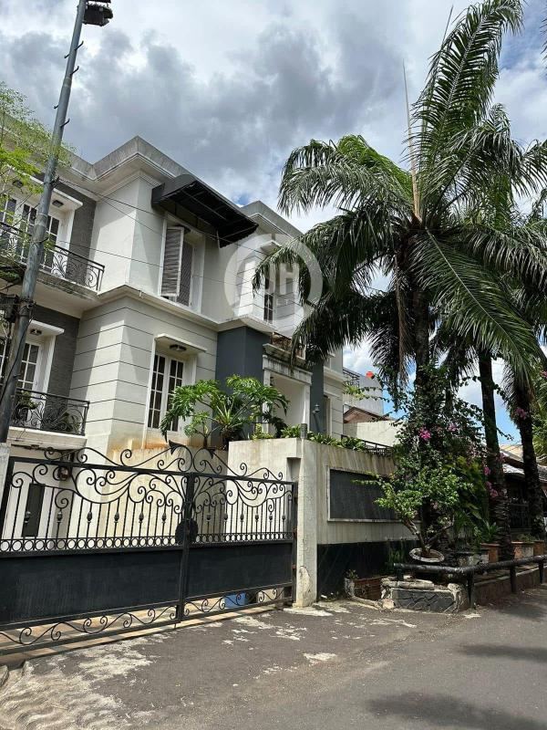 Rumah Siap Huni Di Cempaka Putih Tengah, Jakarta Pusat