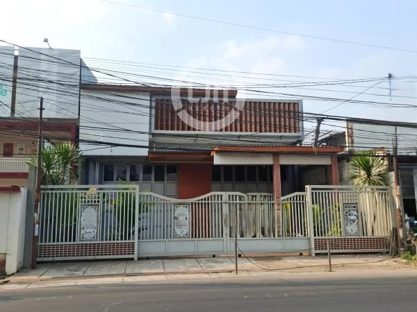 Tanah & Bangunan Cocok Untuk Kantor/Gudang di Cielungsi, Bogor.