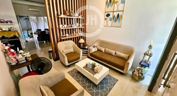 Rumah Siap Huni di Ngesrep Barat
