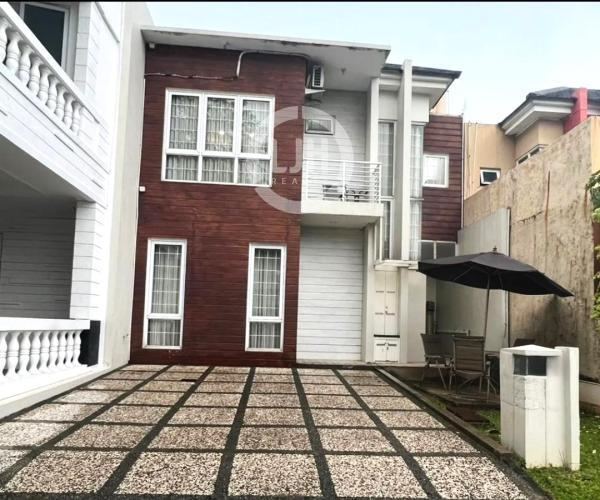 Rumah Cantik Siap Huni di Kota Wisata, Cibubur, Gn. Putri, Bogor, Jawa Barat.