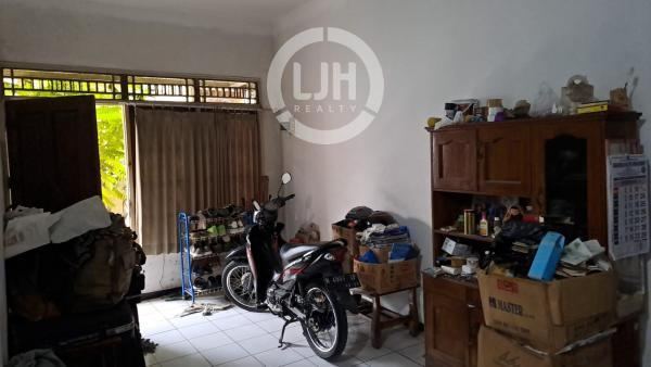 Rumah siap huni dan nyaman Daerah Tanah Mas Semarang – 10981