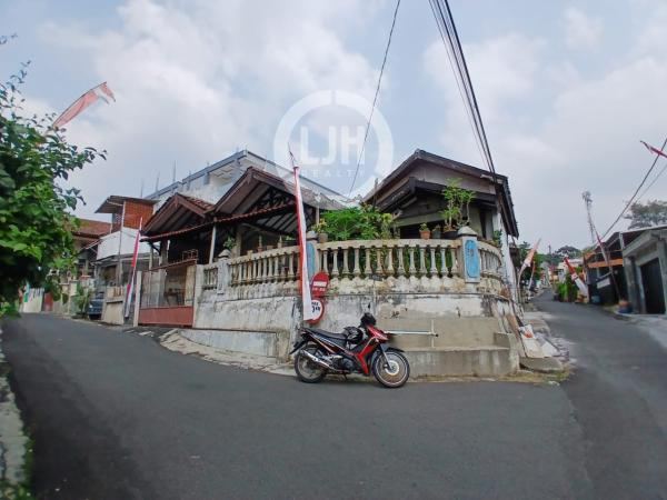Rumah Jl. Wismasari. Ngaliyan Semarang – 11077