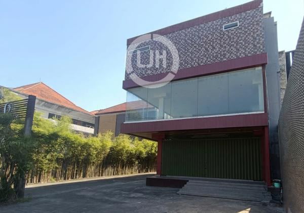 Spacious Commercial Shophouse for Rent at Denpasar, strategic location, close to Trans Studio Mall Bali
