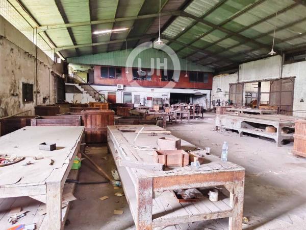 Gudang / Pabrik Mekarsari, Tangerang, 14.464 m², SHM