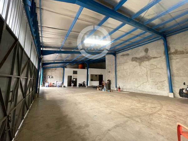 Ruko Strategis Jl. Moch.Suyudi. Miroto Semarang – 11101