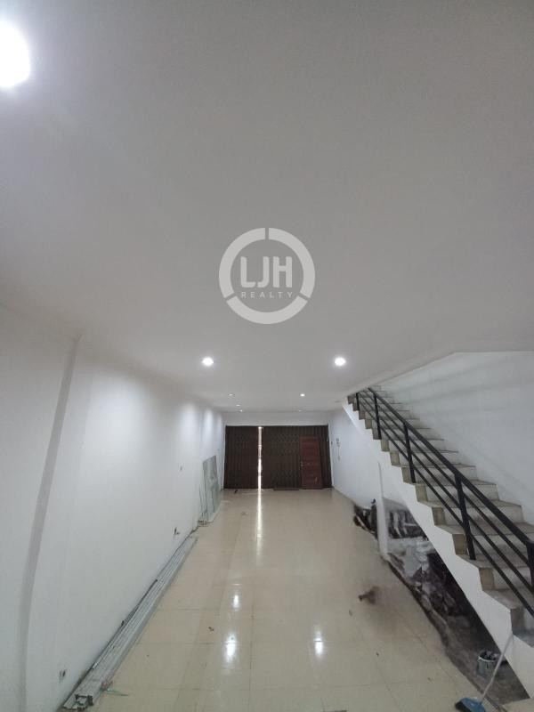Ruko 3 lantai Danau Sunter Utara,Jakarta Utara