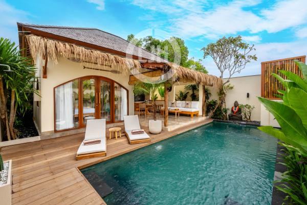 Villa for leasehold at Beraban, strategic location, close to Nuanu and Tanah Lot Beach