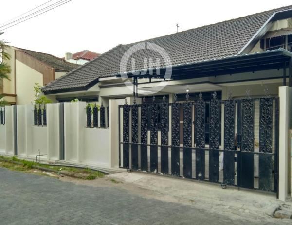  Rumah Nyaman daerah Plombokan Semarang-1187