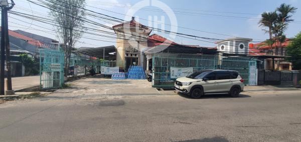 Rumah Hoek Strategis di Galaxy Bekasi