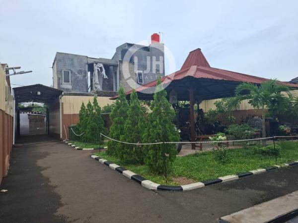 Rumah di KH Abdul Rachman Pulogebang Jakarta Timur Luas dan Nyaman