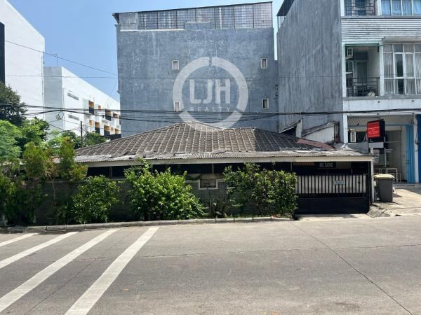 HOT! Jual Rumah Hook Pluit Karang Molek LT 238 m² SHM, Hitung Tanah Cocok Usaha
