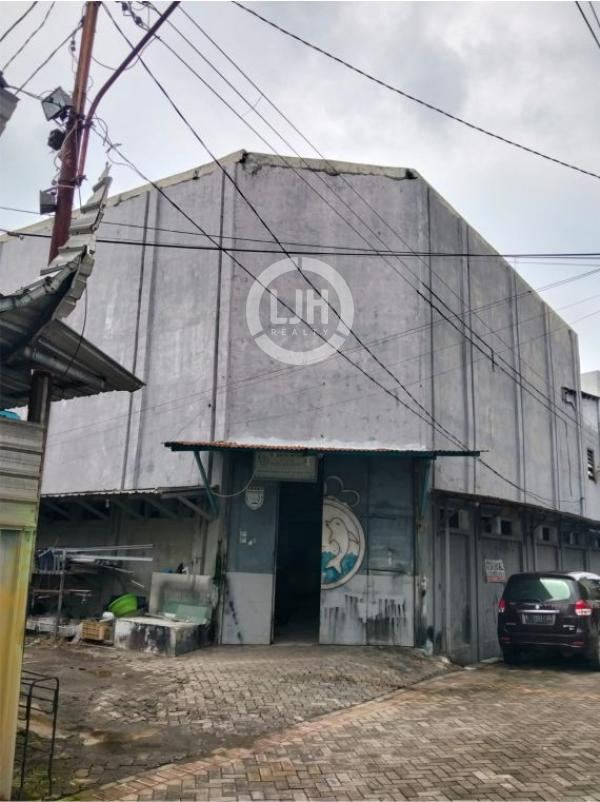 Rumah siap huni daerah Tanah Mas Semarang – 11188