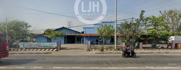  Gudang Strategis daerah Kaligawe Semarang – 11206