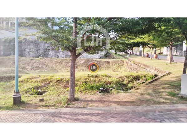 Kavling di Candi Golf Montana Hijau Semarang