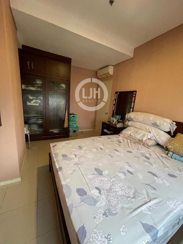 1 Unit Apartment Cosmo Terrace