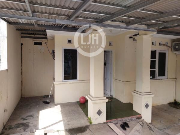 Rumah siap huni di Semarang Indah