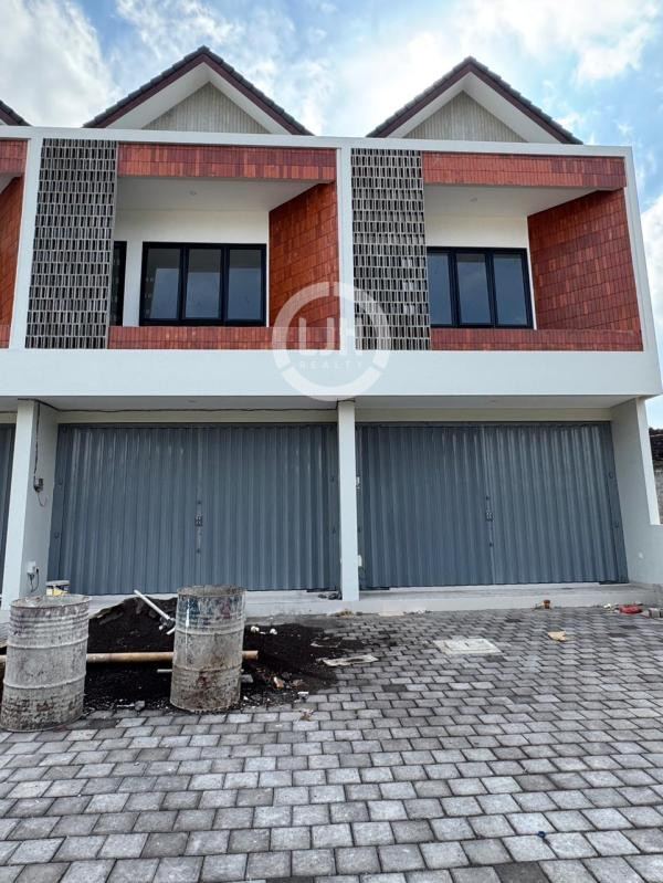 Shophouse For Sale Area Ubung Kaja, Close to Main Road Cokroaminoto, McDonald's and Puspem Badung