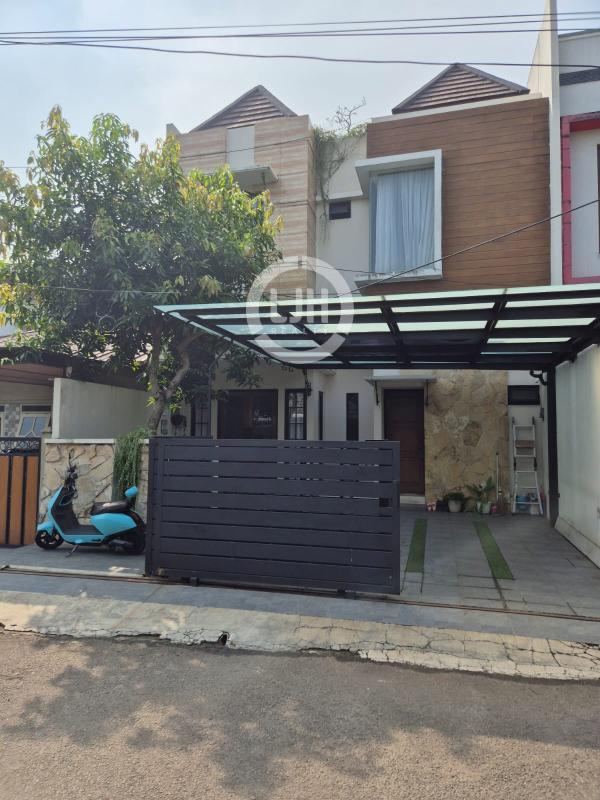 Dijual Rumah Griya Loka BSD City