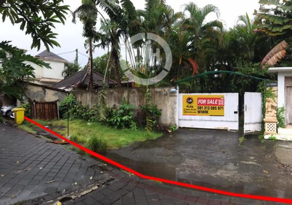 Land For Sale In Prime Tourist Area Batu Belig, Seminyak, Close to The Beach