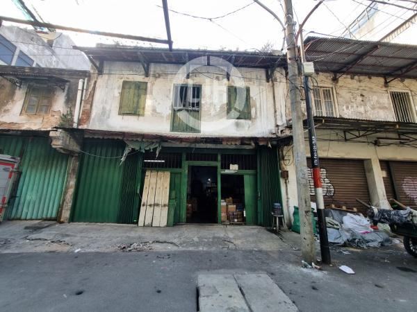 Bangunan Lama lebar belakang hitung tanah lokasi komersil untuk kantor/usaha di Pasar Pagi, Jakbar
