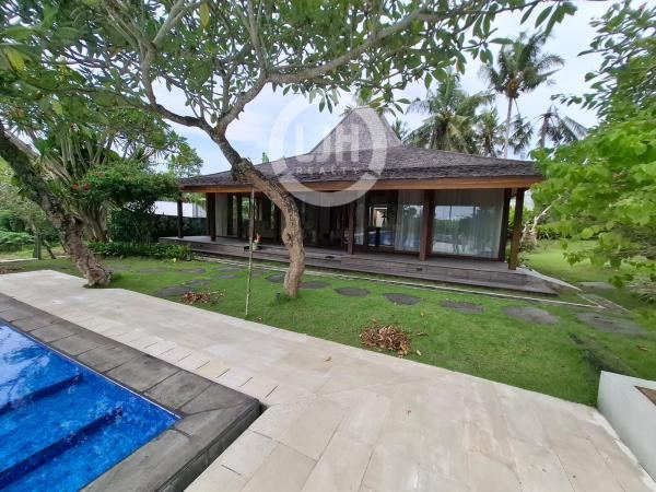 For Lease Luxury Villa With Spacious Garder Area Pantai Kedungu, Kediri, Tabanan