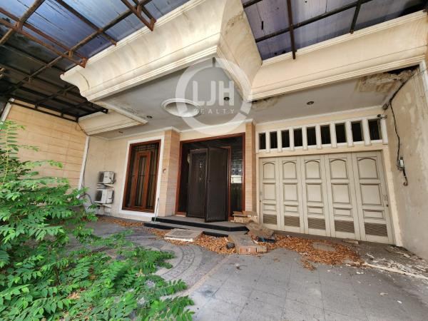Rumah di daerah Seteran