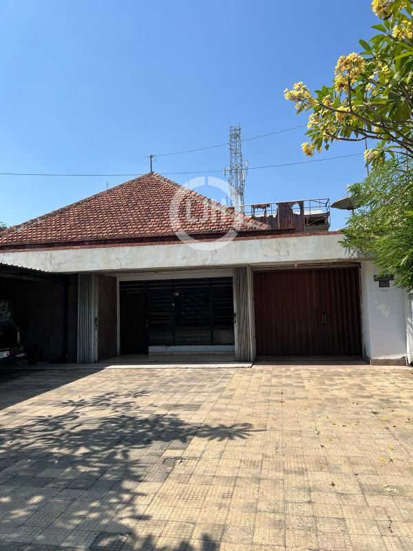 Rumah di Jalan Dr. Cipto