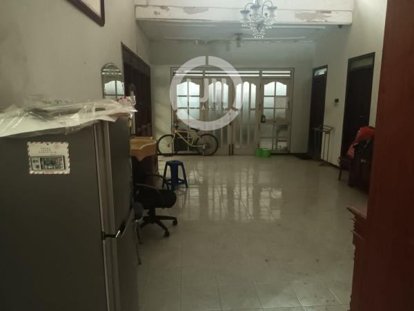 Rumah Siap Huni di Jalan Krakatau