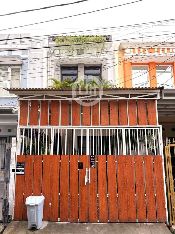 Rumah Siap Huni Di Taman Palem Lestari, Jakarta Barat