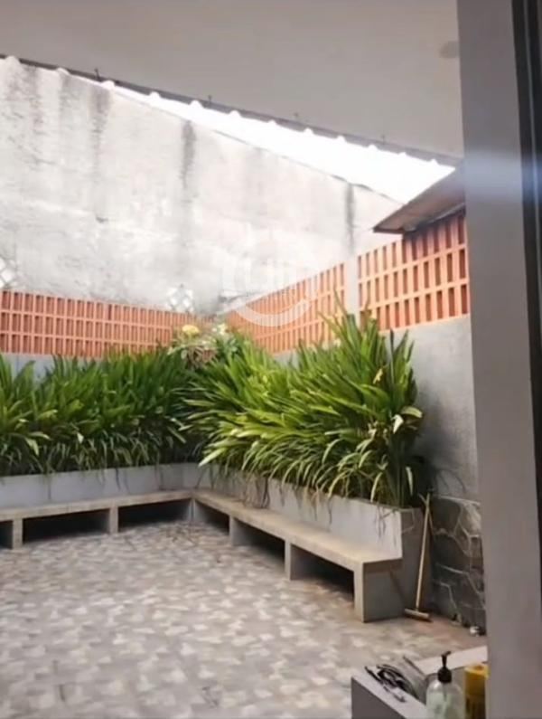 Disewakan Ruang Usaha di Jalan Raya Viktor Tangerang Selatan