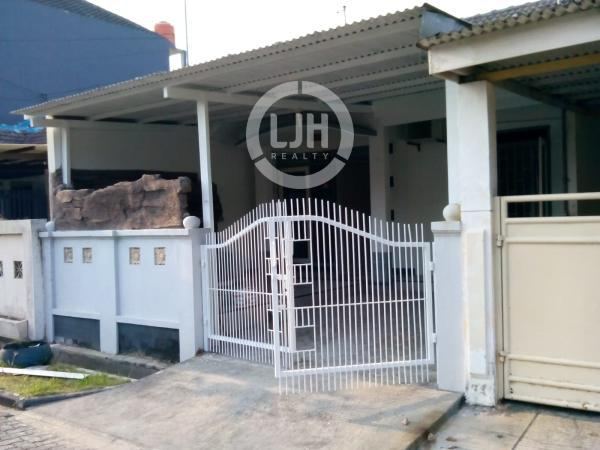 Rumah siap huni dan nyaman Jl. Marina. Semarang Barat-11612