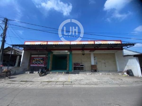 Kios Gandeng 4, Jalan Mariuk Gandasari, Lebar 12,5M, Panjang 16M, SHM, bisa KPR, Hanya 3Km Dari Ger Gerbang Tol Cibitung 3, 1Km Dari Kawasan Industri Mm2100, Gandasari Cikarang Barat
